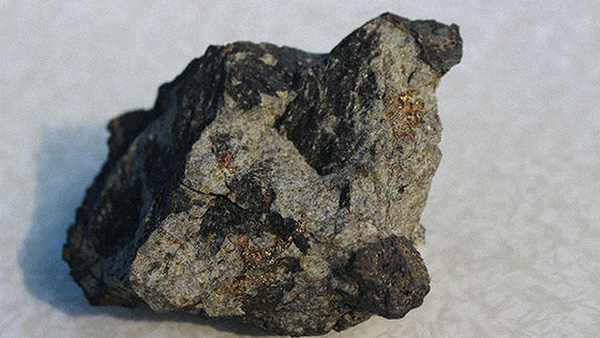La primera muestra de un meteorito de tipo condrita.